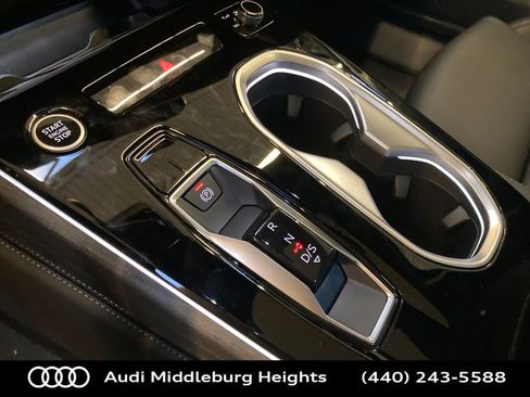 Used 2026 Audi A6 Premium Plus image 28