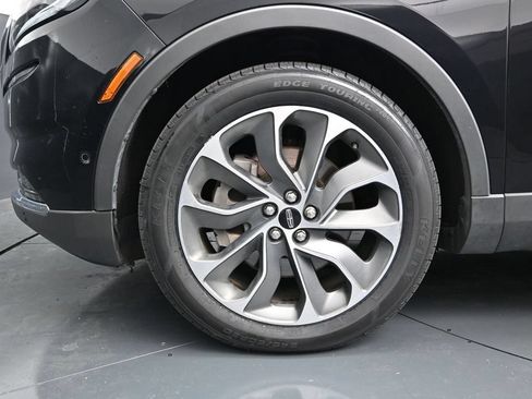Used 2023 Lincoln Nautilus Reserve w/ Equipment Group 201A AWD/4WD image 16