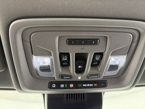 Certified 2025 GMC Sierra 1500 Denali w/ Denali Reserve Package image 38