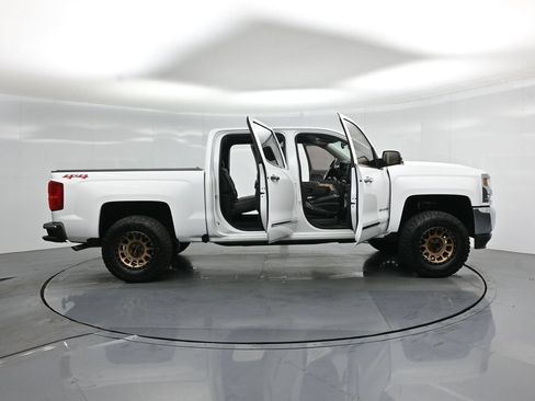 Used 2018 Chevrolet Silverado 1500 LTZ AWD/4WD image 4
