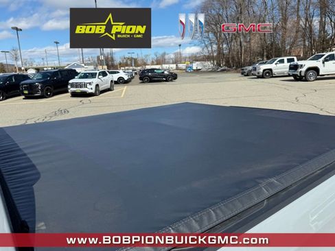 Used 2024 GMC Sierra 1500 Elevation AWD/4WD image 8