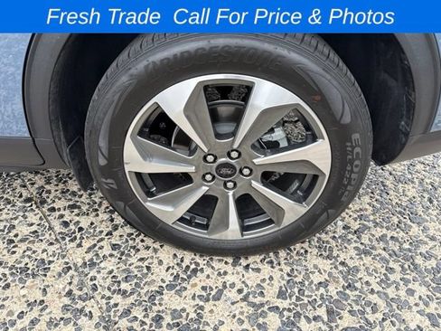 Used 2023 Ford Escape Platinum AWD/4WD image 8