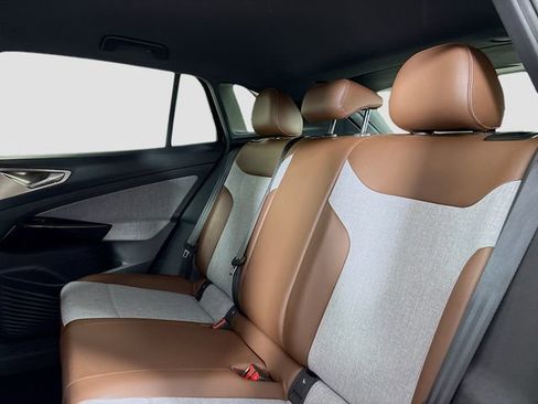 Used 2023 Volkswagen ID.4 Pro image 25