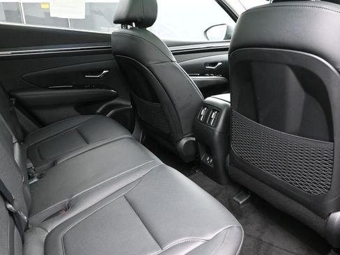 Certified 2022 Hyundai Tucson Limited image 24