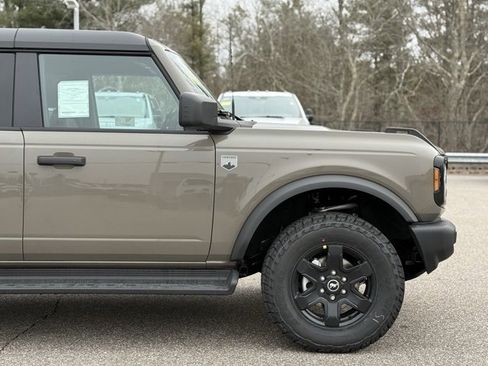 New 2025 Ford Bronco Big Bend image 2