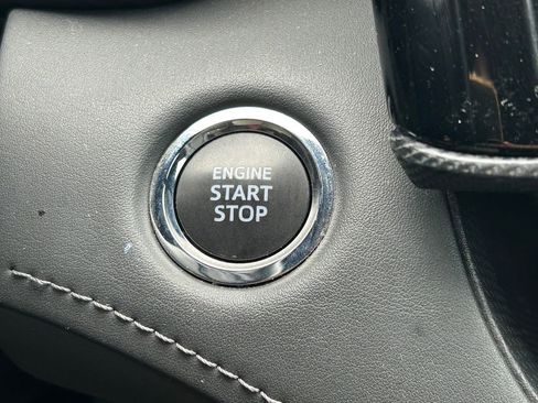 Used 2023 Toyota Highlander XSE image 33