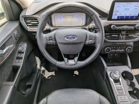Certified 2020 Ford Escape Titanium w/ Titanium Premium Package 2.0 FWD image 14
