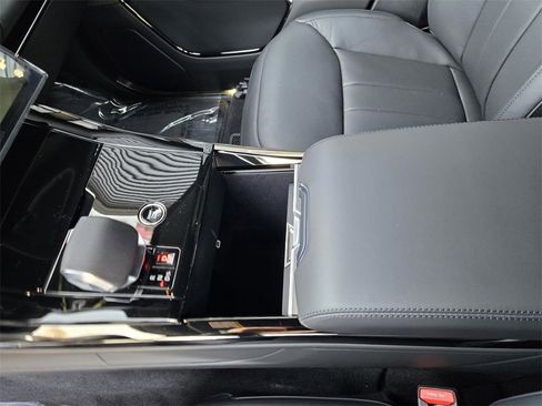 New 2026 Land Rover Range Rover Sport SE image 15