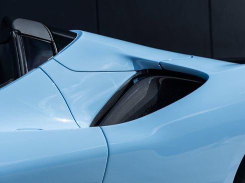 Used 2024 Ferrari SF90 Spider AWD/4WD image 18