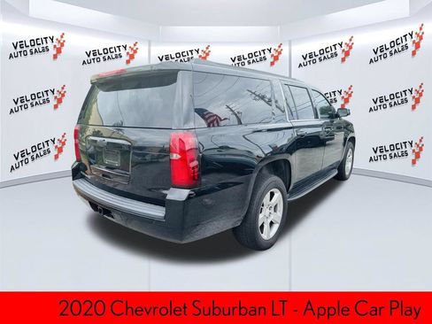 Used 2020 Chevrolet Suburban LT RWD image 3