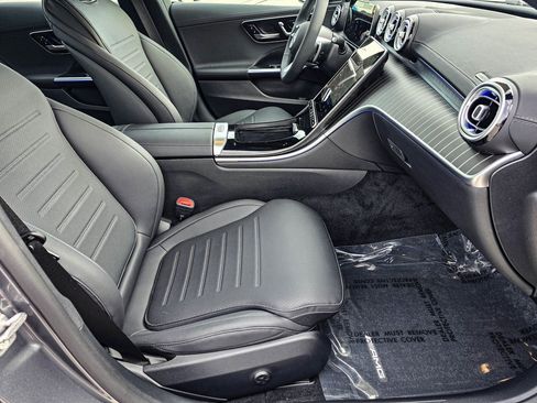 New 2025 Mercedes-Benz C 300 4MATIC Sedan image 36