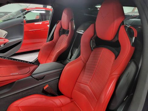 Used 2024 Chevrolet Corvette Stingray Preferred Cpe w/ Z51 Performance Package image 15