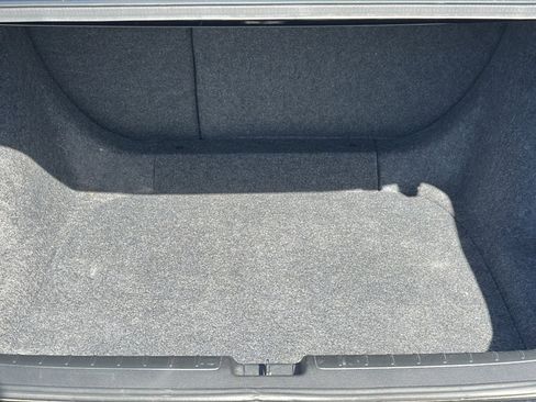 Used 2018 Honda Accord Touring image 21