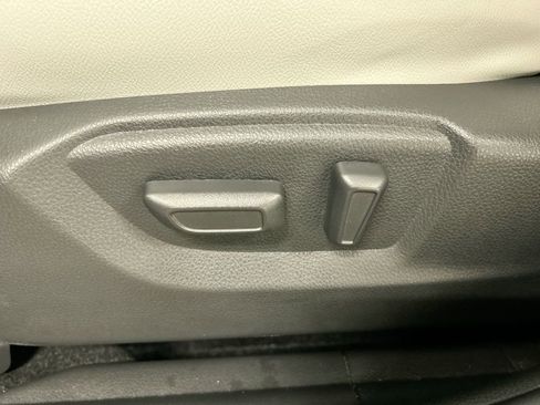 Used 2023 Mitsubishi Eclipse Cross SEL image 10