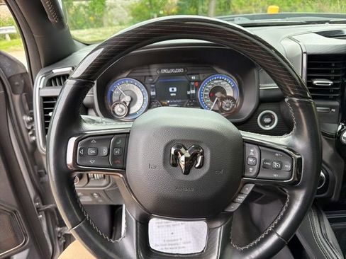 Used 2022 RAM 1500 Limited AWD/4WD image 11
