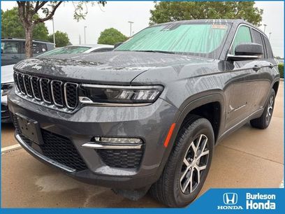 Used 2025 Jeep Grand Cherokee Limited w/ Trailer Tow Package
