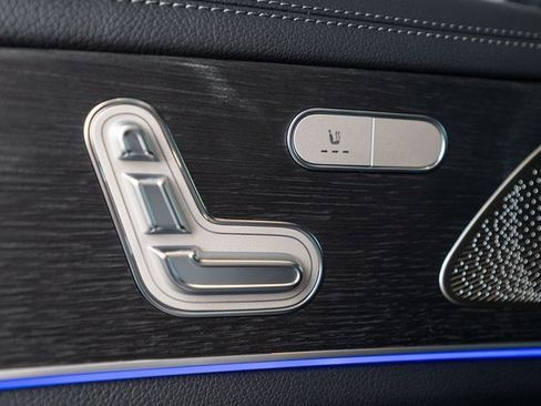 New 2026 Mercedes-Benz GLS 580 4MATIC image 35