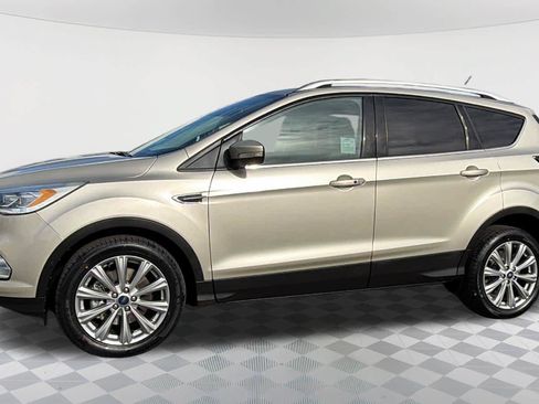 Used 2018 Ford Escape Titanium w/ Ford Safe & Smart Package AWD/4WD image 8