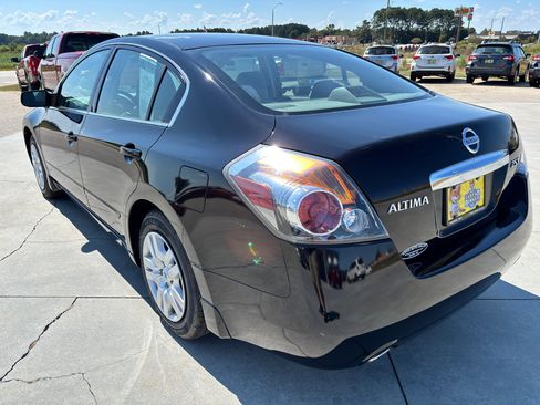 Used 2010 Nissan Altima 2.5 S image 6