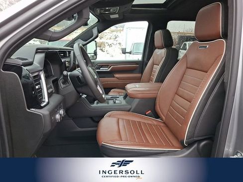 Used 2025 GMC Sierra 2500 Denali Ultimate w/ Max Trailering Package image 17