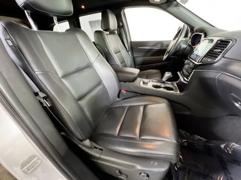 Used 2022 Jeep Grand Cherokee Limited image 28