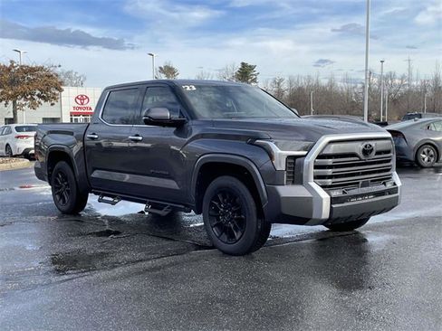 Used 2023 Toyota Tundra Limited image 7
