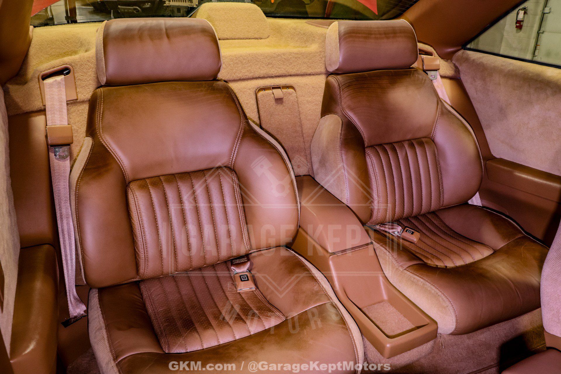 Used 1990 Pontiac Grand Prix SE FWD image 75