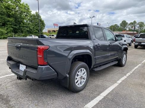 New 2026 Toyota Tacoma SR5 AWD/4WD image 3