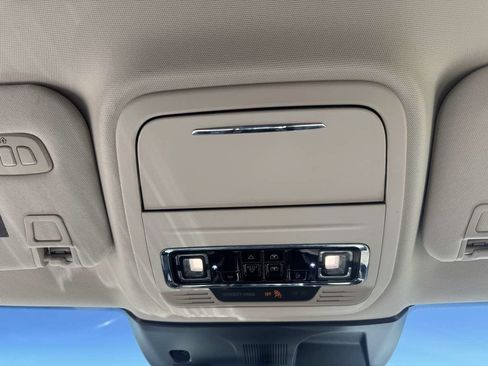 Used 2020 Lincoln Corsair FWD image 23