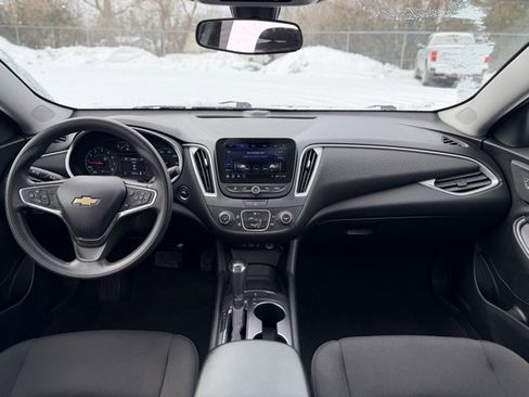 Used 2019 Chevrolet Malibu LS image 21