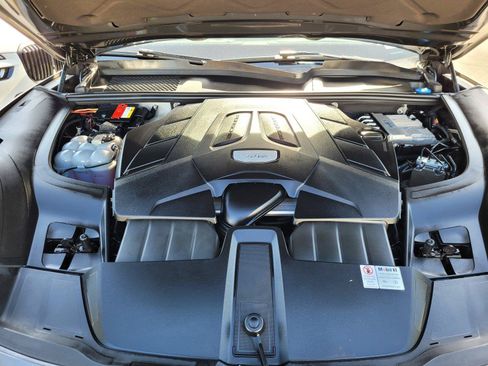 Used 2019 Porsche Cayenne AWD/4WD image 36