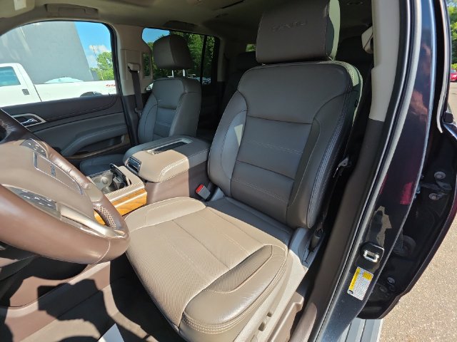 Used 2020 GMC Yukon XL Denali w/ Denali Ultimate Package AWD/4WD image 11