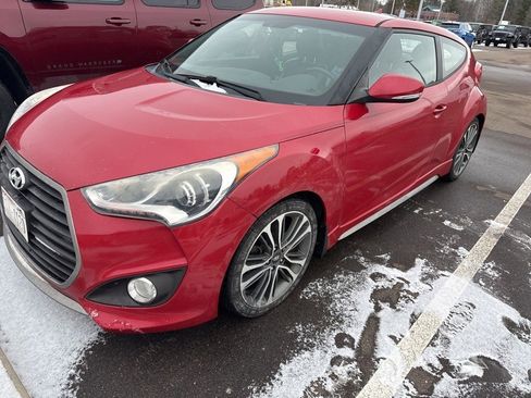 Used 2016 Hyundai Veloster Turbo image 4