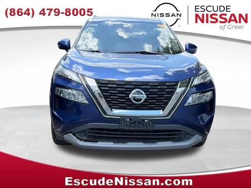 Used 2021 Nissan Rogue SV w/ Premium Package AWD/4WD image 2
