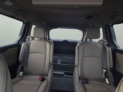 Used 2023 Honda Odyssey Elite image 33