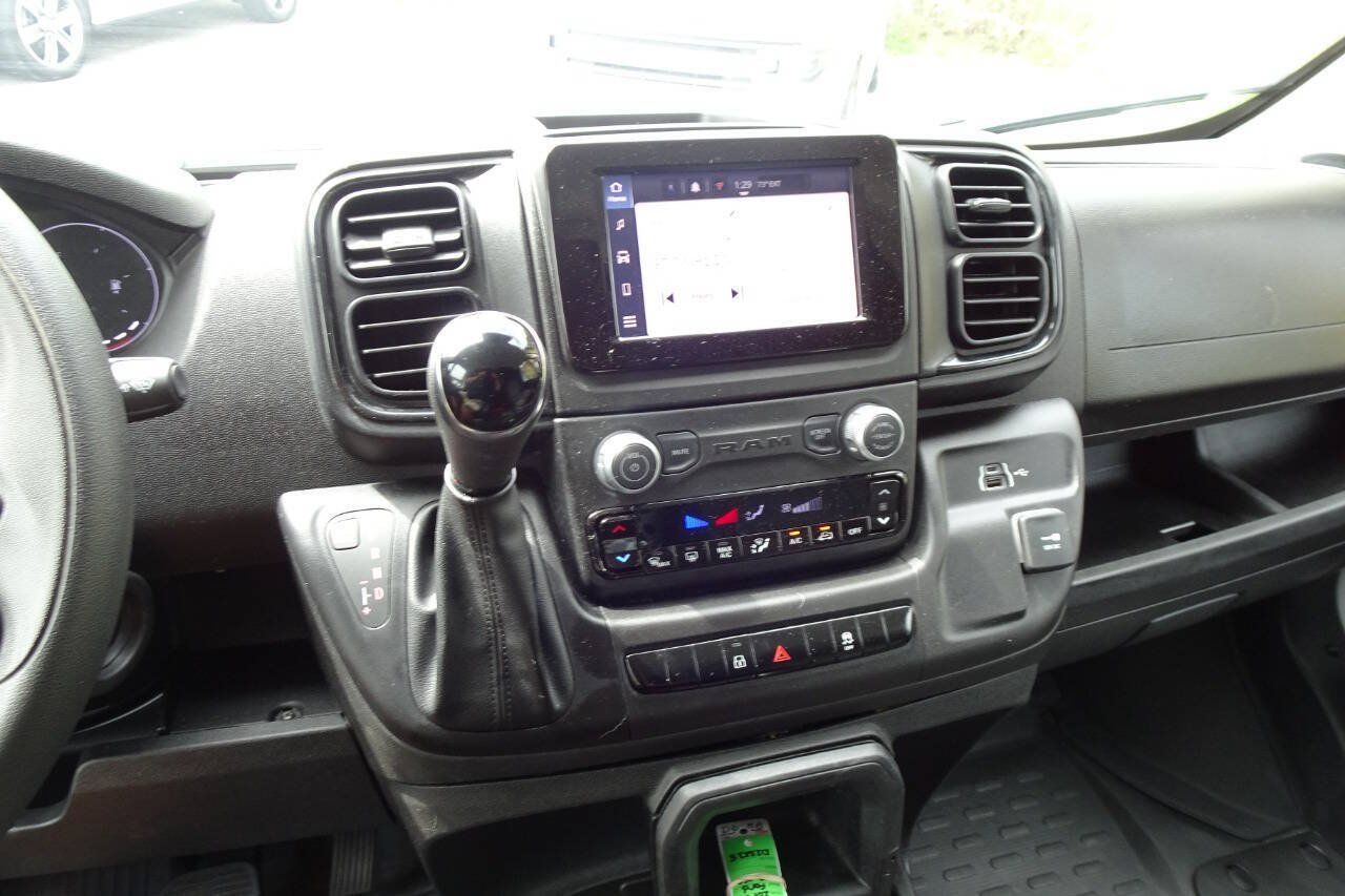 Used 2025 RAM ProMaster 2500 w/ U-Haul Equipment Group FWD image 16