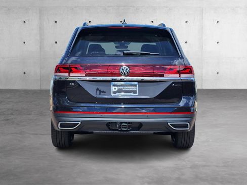 New 2025 Volkswagen Atlas SE image 24