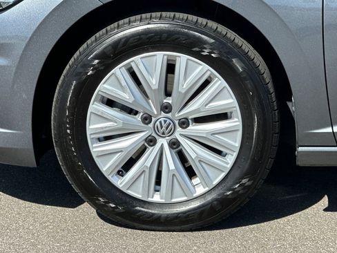 Used 2019 Volkswagen Jetta S w/ Driver Assistance Package FWD image 23