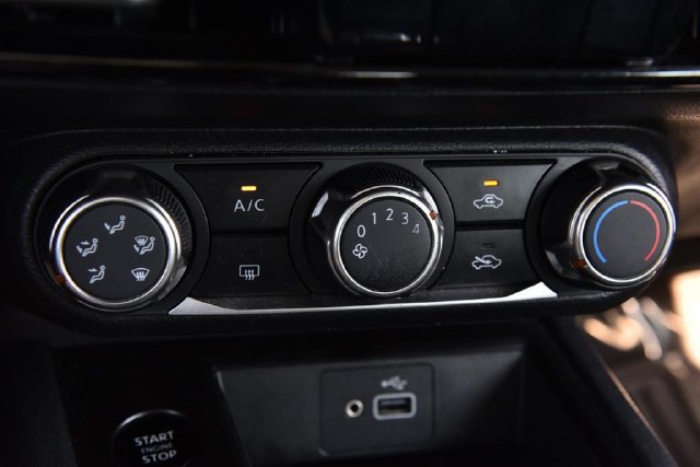Used 2025 Nissan Kicks S FWD image 14