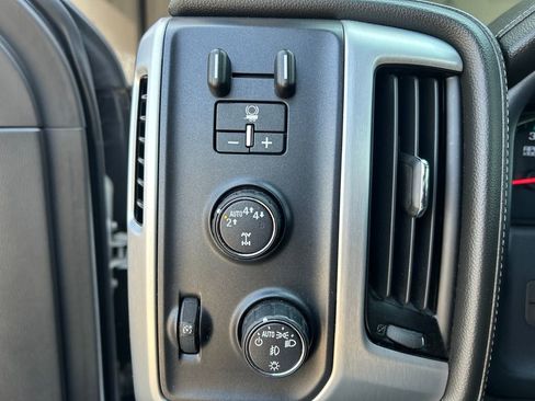 Used 2018 GMC Sierra 1500 SLT image 21