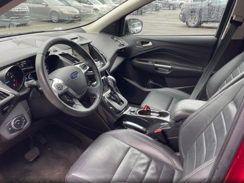 Used 2014 Ford Escape Titanium w/ Equipment Group 401A AWD/4WD image 5