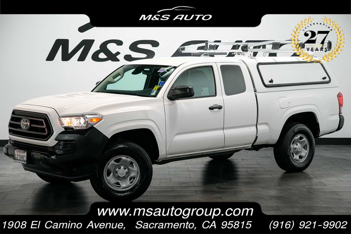 Used 2022 Toyota Tacoma SR RWD image 1