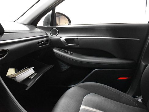 Used 2020 Hyundai Sonata SEL w/ Convenience Package FWD image 18