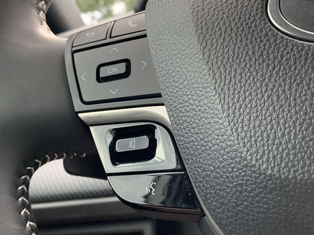 Used 2025 Toyota Camry SE w/ Multimedia Upgrade Package FWD image 24