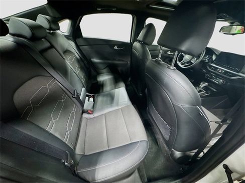 Used 2023 Kia Forte GT-Line w/ GT-Line Premium Package image 30