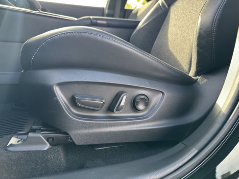 Certified 2024 Toyota Crown XLE image 14