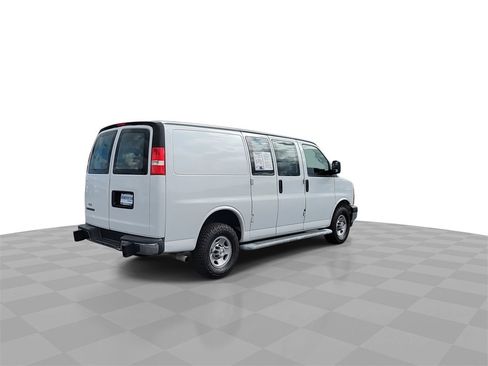 Certified 2021 Chevrolet Express 2500 w/ Driver Convenience Package image 8