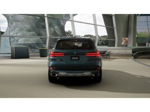 Used 2026 BMW X5 sDrive40i w/ Premium Package RWD image 9