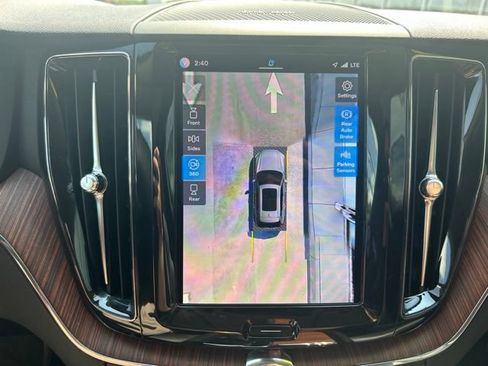 Certified 2024 Volvo XC60 B5 Plus w/ Protection Package Premier AWD/4WD image 25