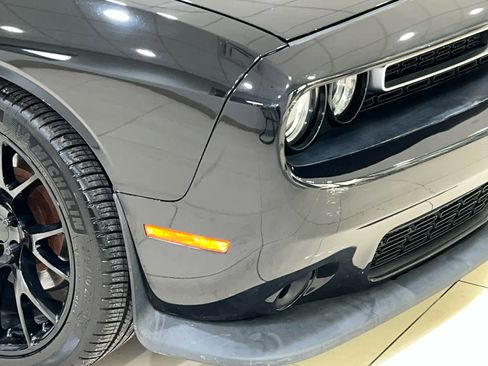 Used 2021 Dodge Challenger R/T RWD image 2